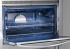 Interior do Forno: todo esmaltado na elegante cor azul.