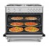 Função Calor por Convecção: permite preparar vários pratos simultaneamente no forno sem misturar odores e sabores entre os alimentos, ganhando tempo e utilizando toda a capacidade do forno